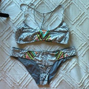 Rip curl two piece bathing suit